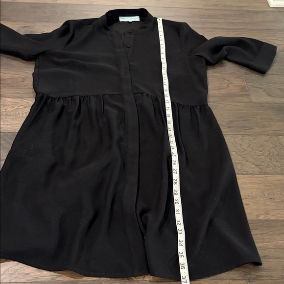 Tuckernuck Crepe Black Royal Shirt Dress Sz M - Picture 11 of 12